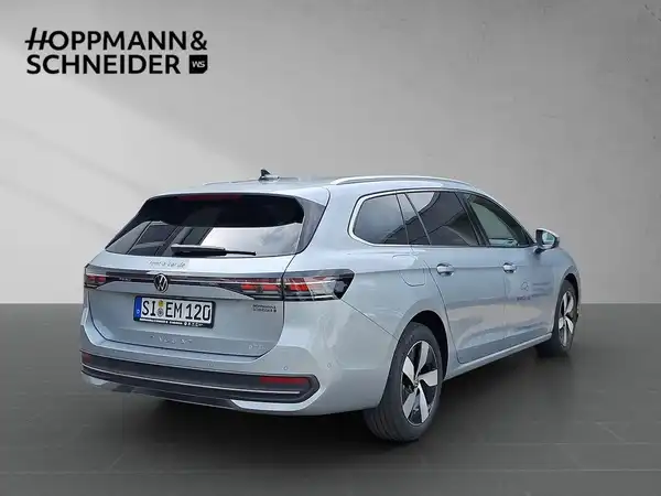 VW PASSAT (4/20)