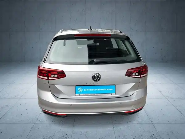VW PASSAT VARIANT (4/17)
