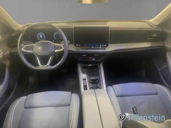 VW PASSAT (12/19)
