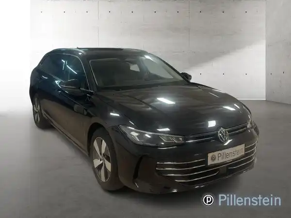 VW PASSAT (7/19)