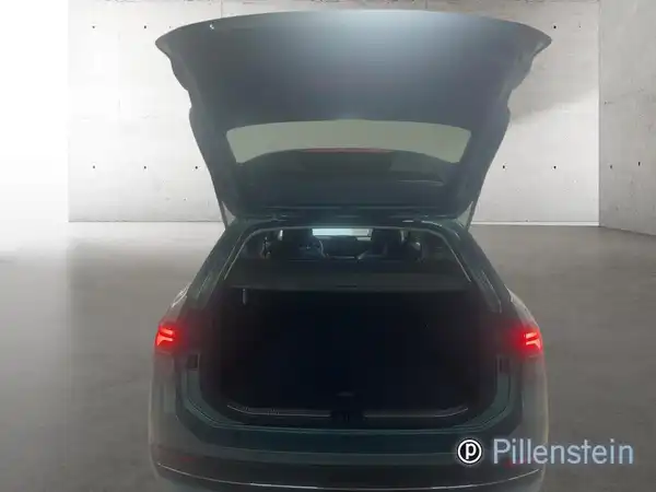 VW PASSAT (18/19)