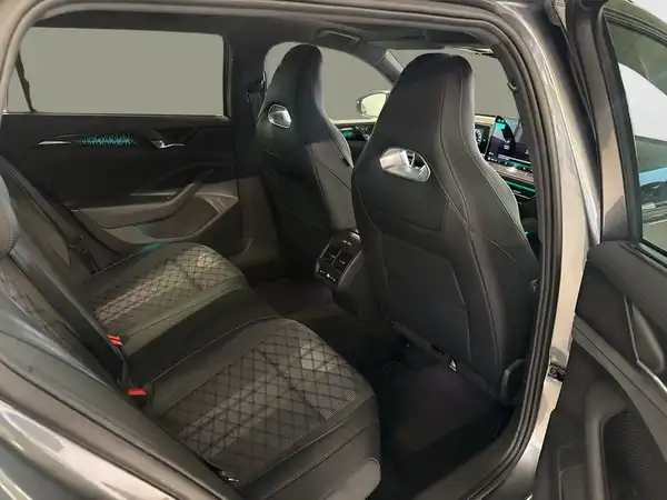 VW PASSAT VARIANT (13/18)