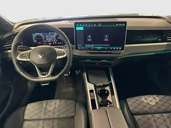 VW PASSAT VARIANT (16/18)