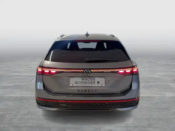 VW PASSAT VARIANT (3/18)
