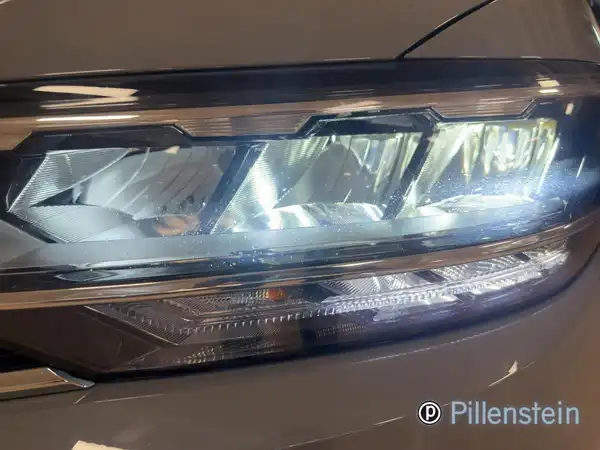 VW PASSAT VARIANT (15/17)