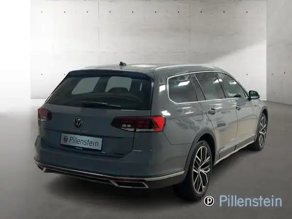 VW PASSAT VARIANT (4/17)
