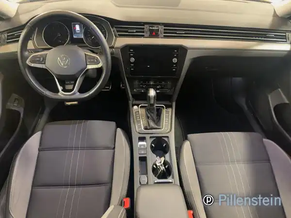 VW PASSAT VARIANT (8/17)