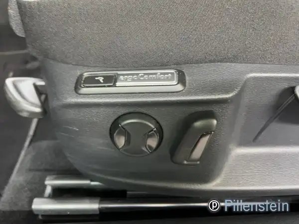 VW PASSAT VARIANT (8/17)
