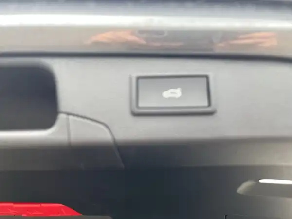 VW PASSAT (19/20)