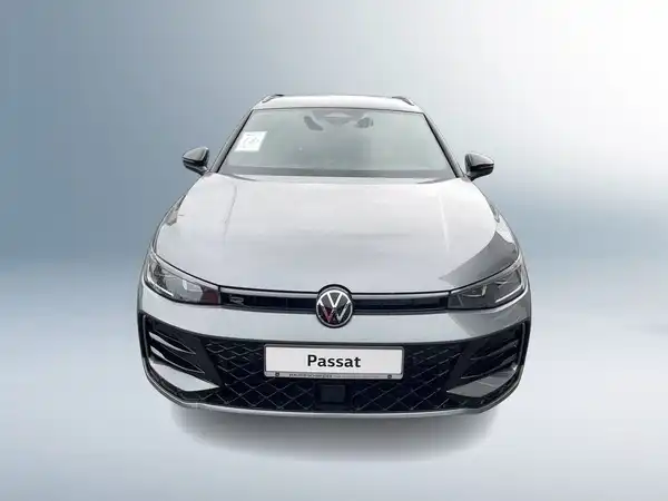 VW PASSAT (8/15)