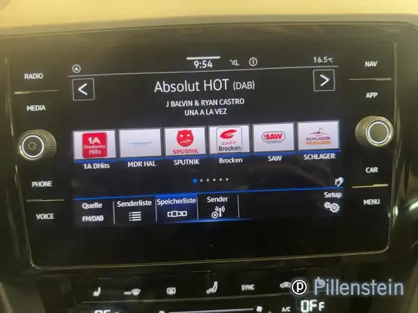VW PASSAT VARIANT (11/17)