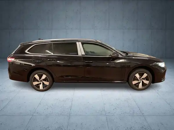 VW PASSAT (6/16)