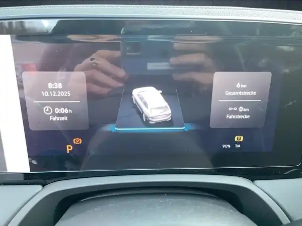 VW PASSAT (10/16)