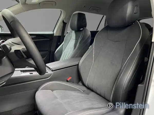 VW PASSAT (4/15)