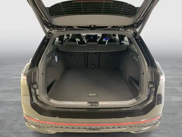 VW PASSAT VARIANT (11/21)