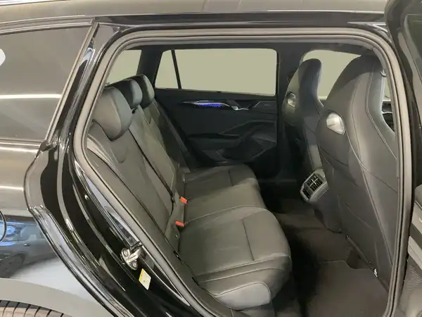 VW PASSAT VARIANT (12/21)