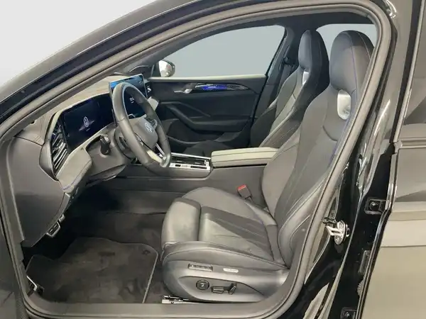 VW PASSAT VARIANT (9/21)