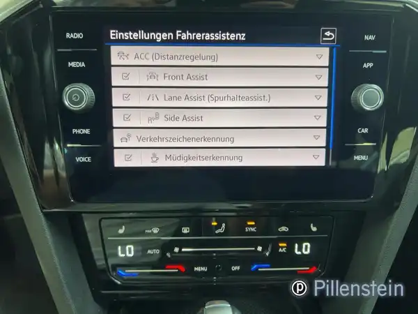 VW PASSAT VARIANT (11/16)