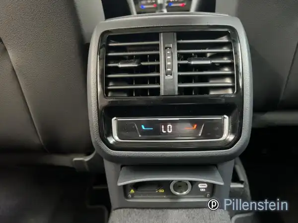 VW PASSAT VARIANT (14/16)