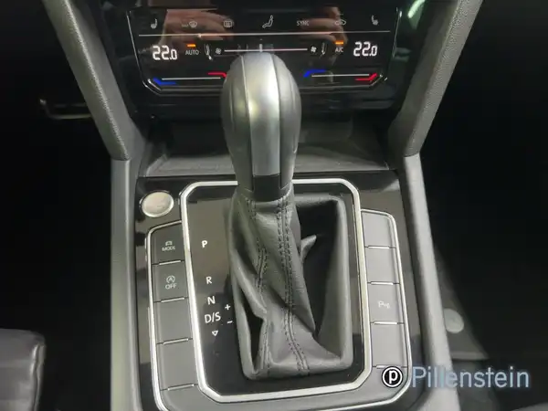 VW PASSAT ALLTRACK (12/17)