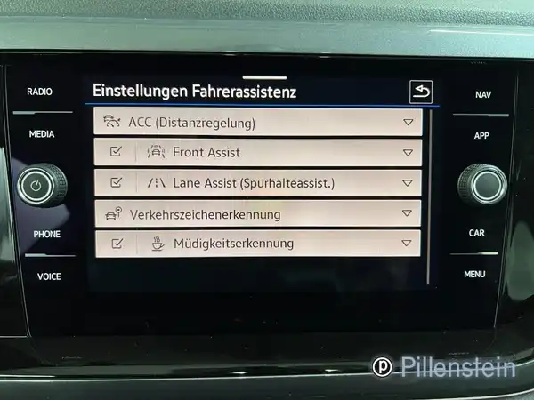 VW POLO (11/15)