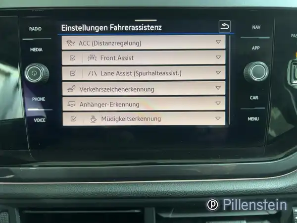 VW POLO (11/16)