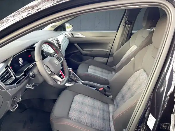 VW POLO GTI (9/14)