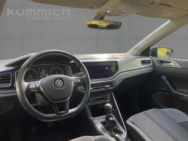 VW POLO (8/15)