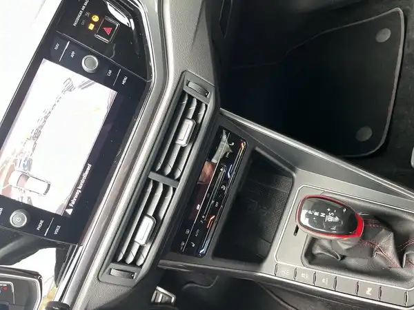 VW POLO GTI (16/17)