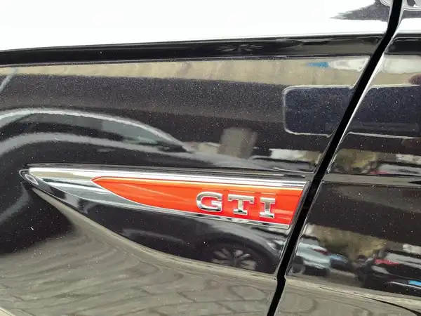 VW POLO GTI (10/17)