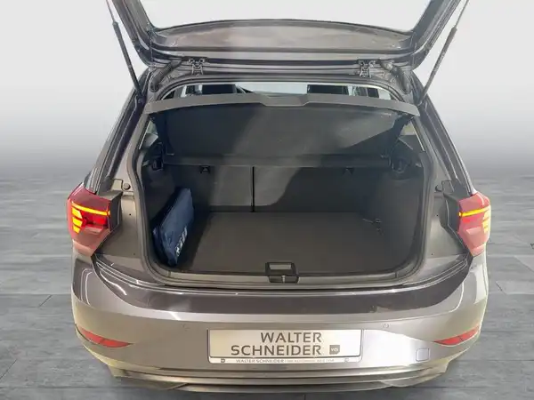 VW POLO (12/21)