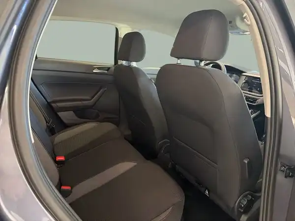 VW POLO (14/21)