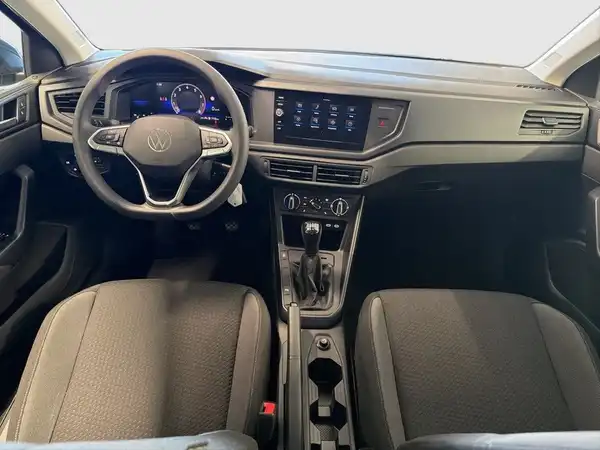 VW POLO (20/21)