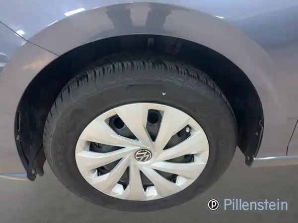 VW POLO (8/19)
