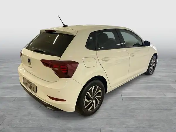 VW POLO (5/17)