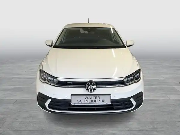 VW POLO (8/17)