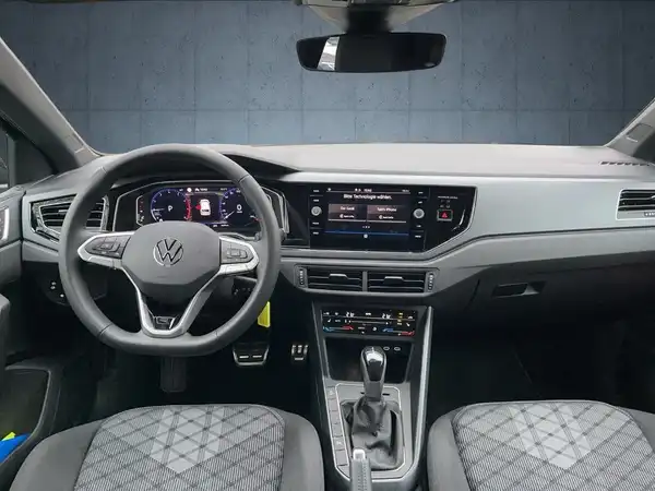 VW POLO (11/16)