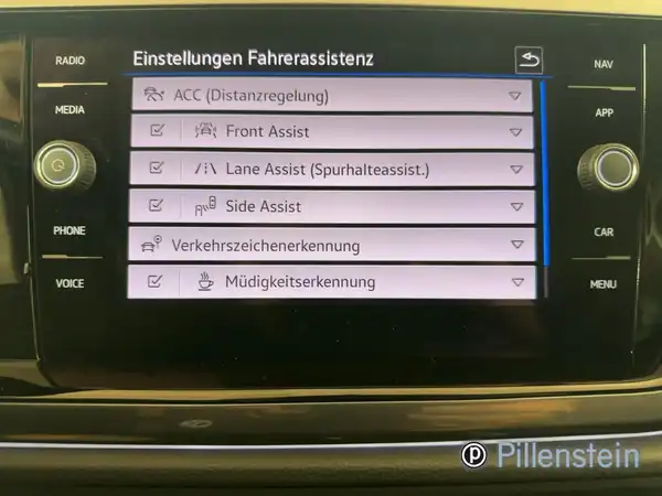 VW POLO (14/17)