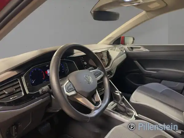 VW POLO (9/17)