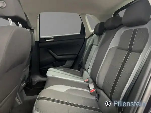 VW POLO (13/16)