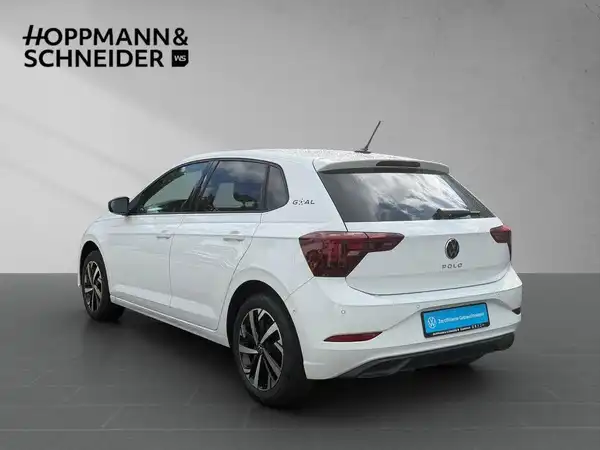 VW POLO (2/19)