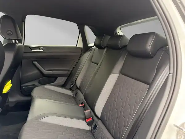 VW POLO (14/19)