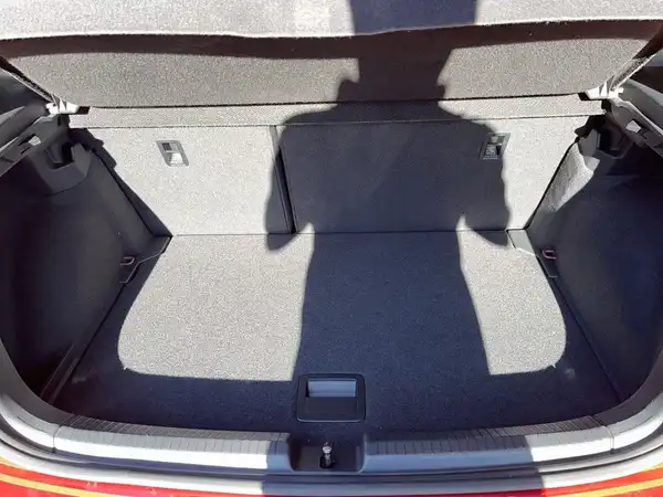 VW POLO (12/22)