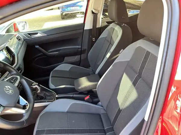 VW POLO (17/22)