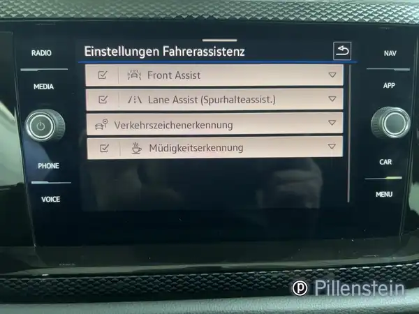 VW POLO (11/16)