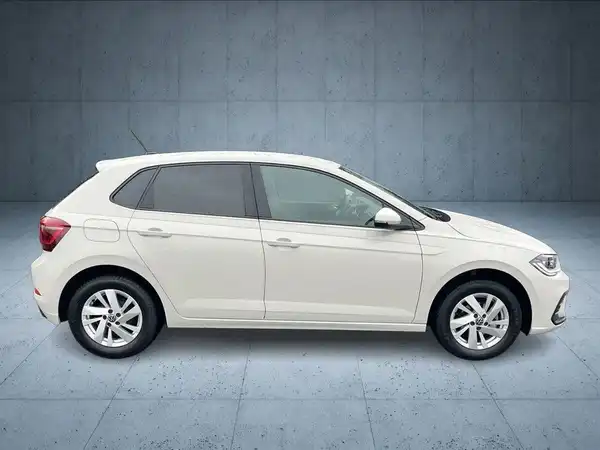 VW POLO (6/21)