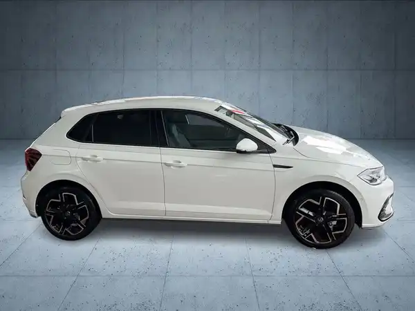 VW POLO (4/16)