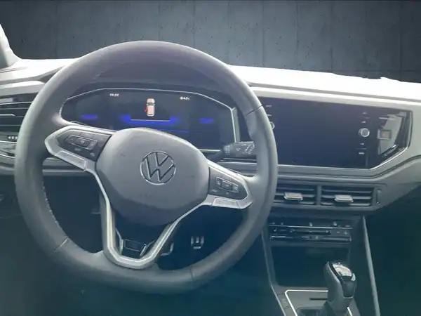 VW POLO (7/16)