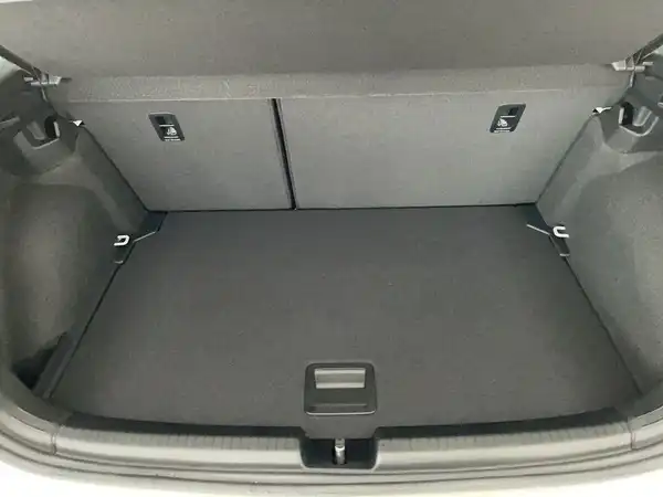 VW POLO (8/16)