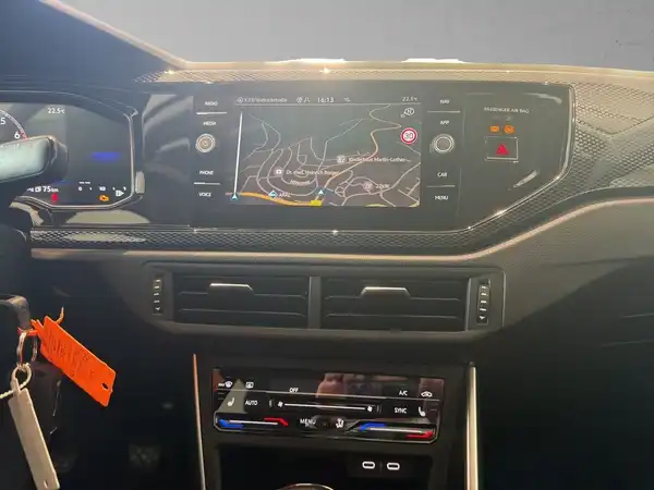 VW POLO (14/16)